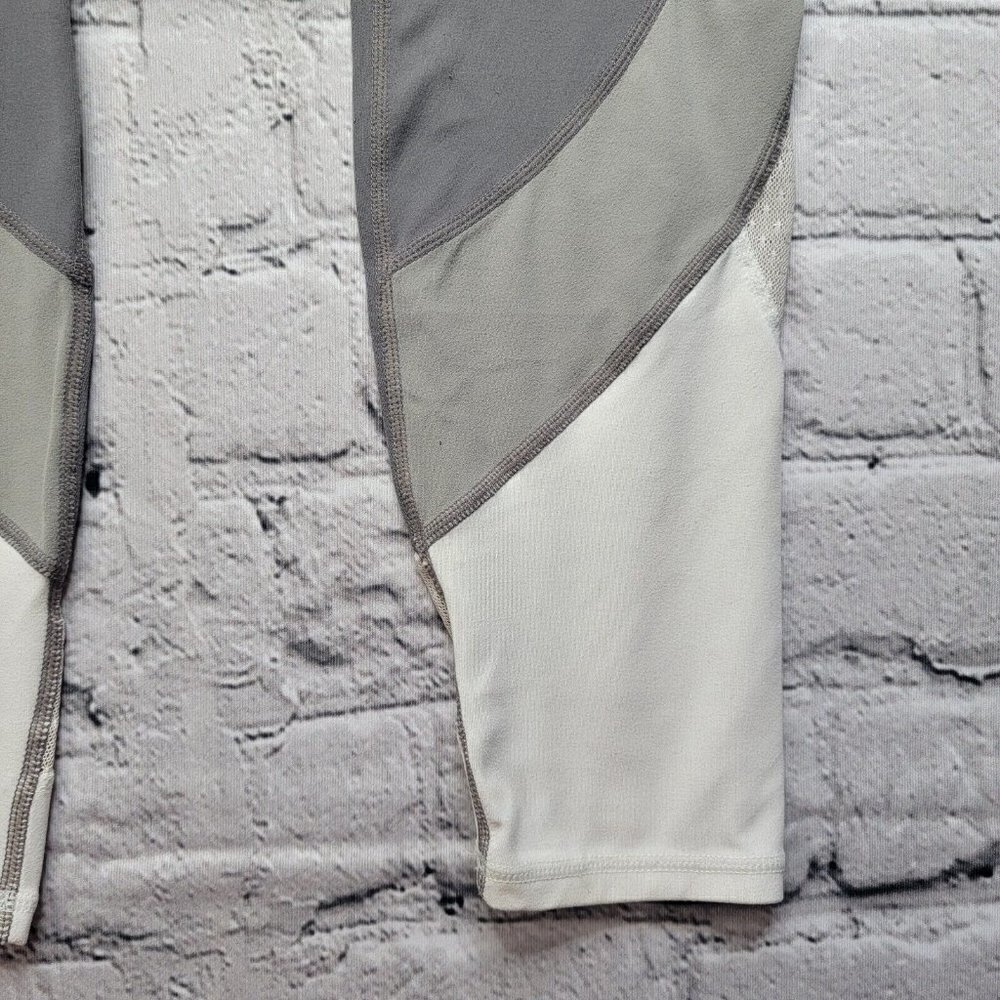 Athleta Colorblock Salutation Tight 7/8 Leggings Mid-Rise Gray Size S - Picture 8 of 15